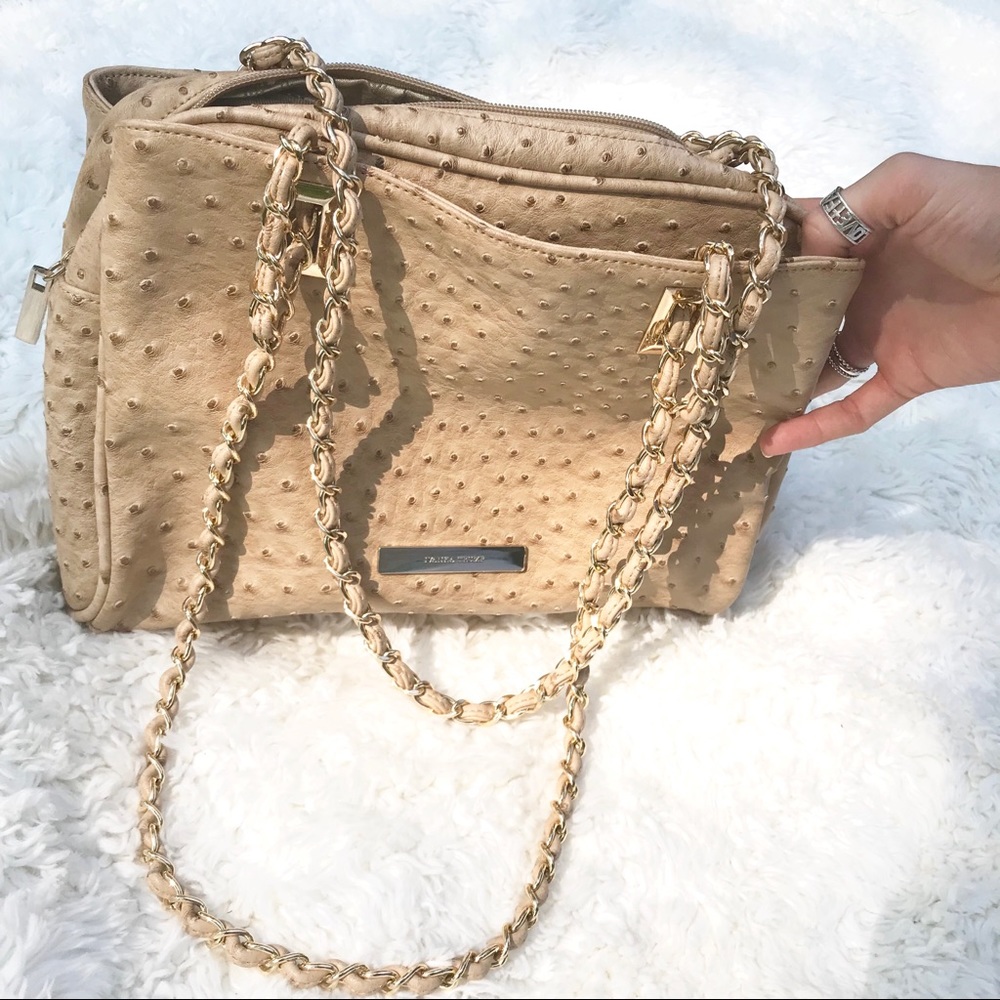👜 RARE Ivanka Trump Embossed Ostrich handbag Tan